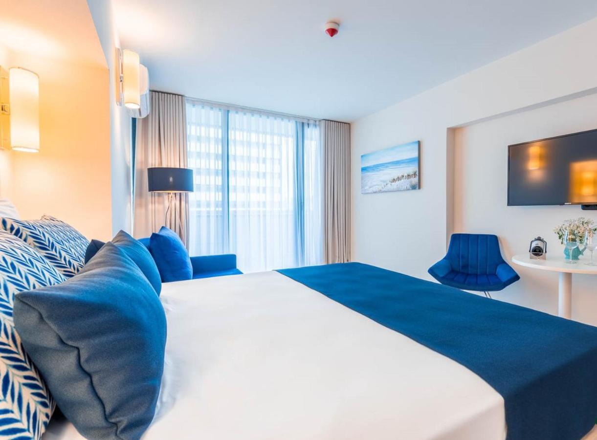 Premium Aparthotel With Sea View Batumi Exterior foto